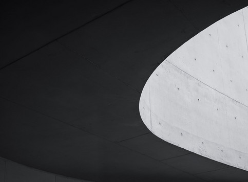 Curved cement