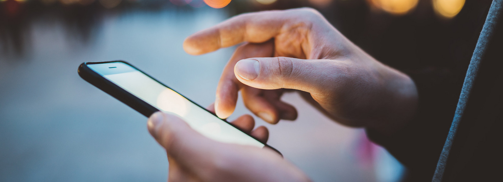 Man holding smartphone